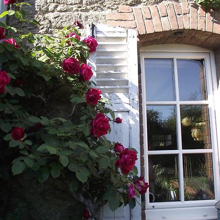 Chambres D'Hotes Le Clos D'Enhaut Dinard Eksteriør billede
