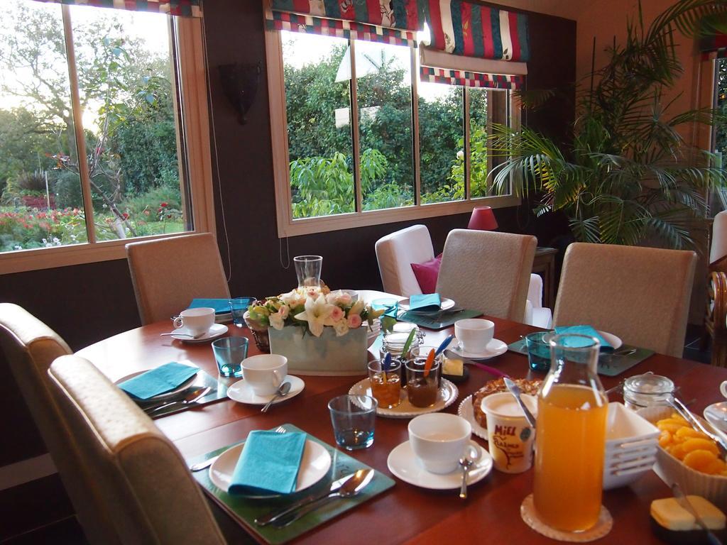 Chambres D'Hotes Le Clos D'Enhaut Dinard Eksteriør billede